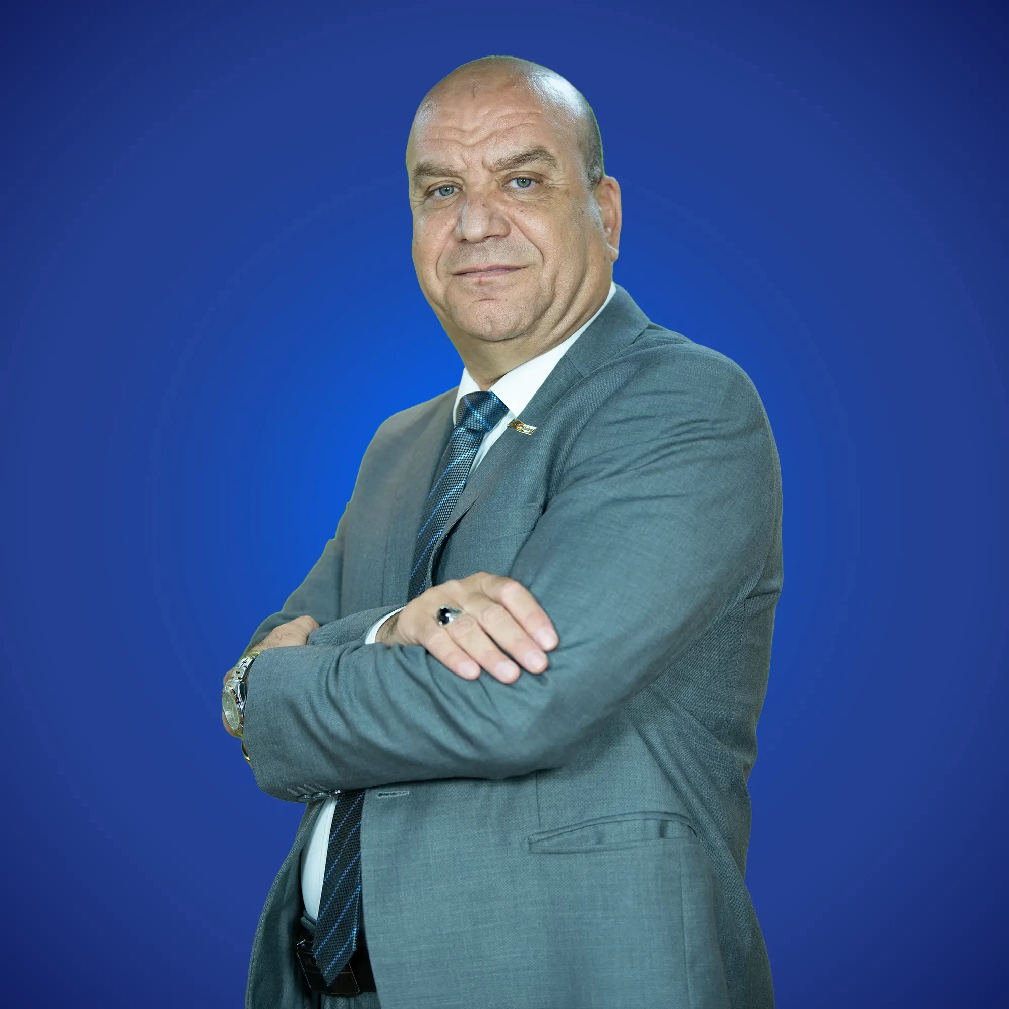 شاهين خليفة