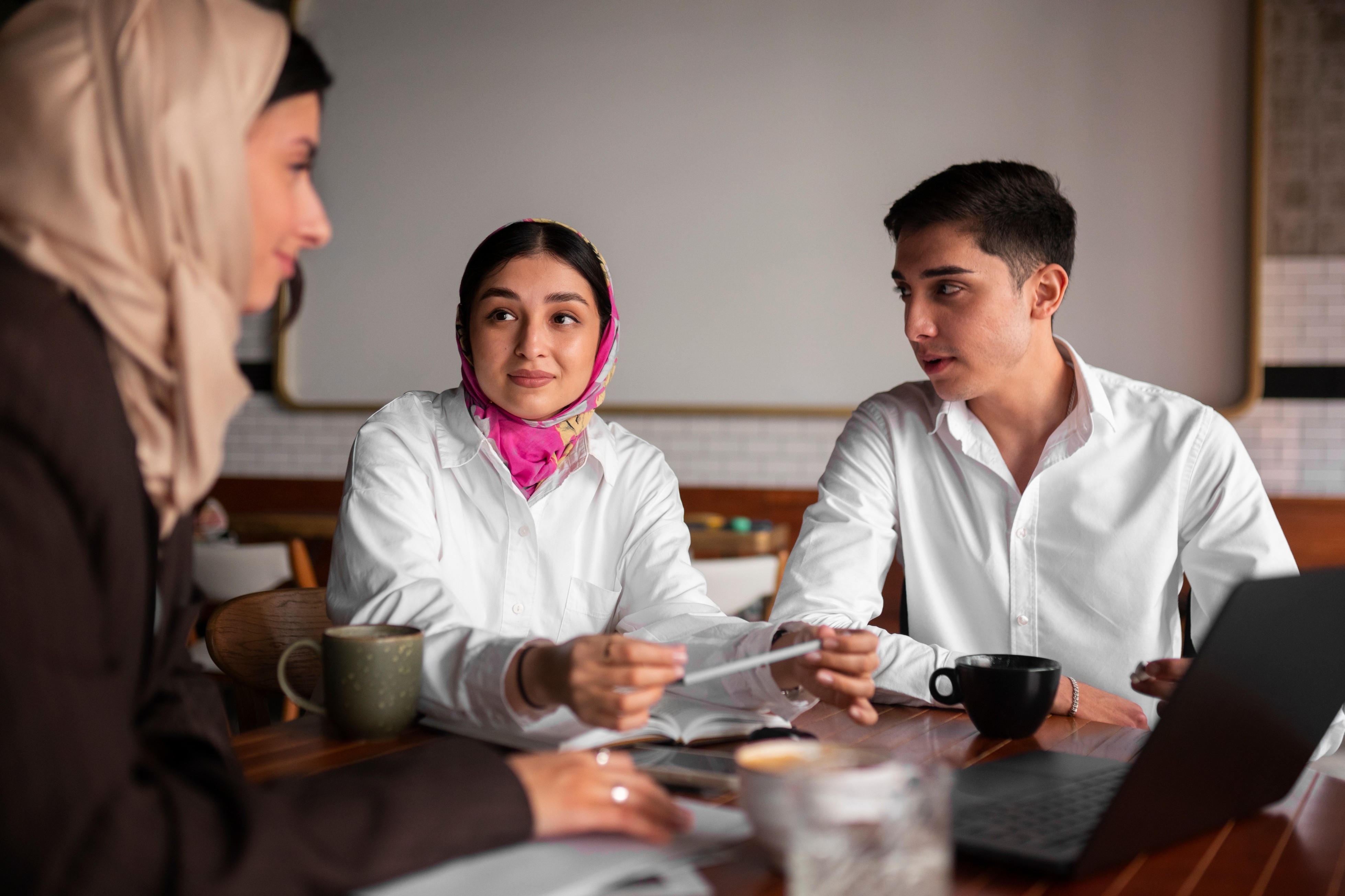 الاكتئاب في بيئة العمل: كيف تتعرف عليه وكيف تتعامل معه؟