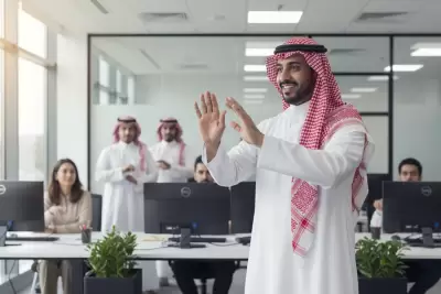 دورة تعلم لغة الإشارة